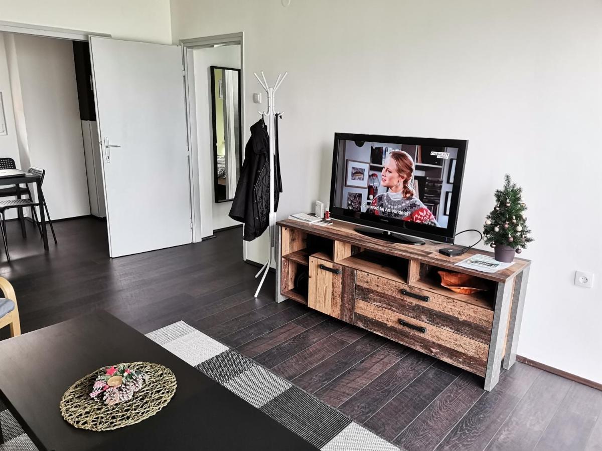 Apartman Terassa Donji Milanovac Exteriör bild