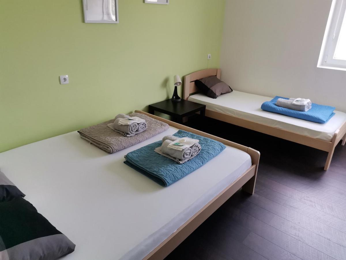 Apartman Terassa Donji Milanovac Exteriör bild