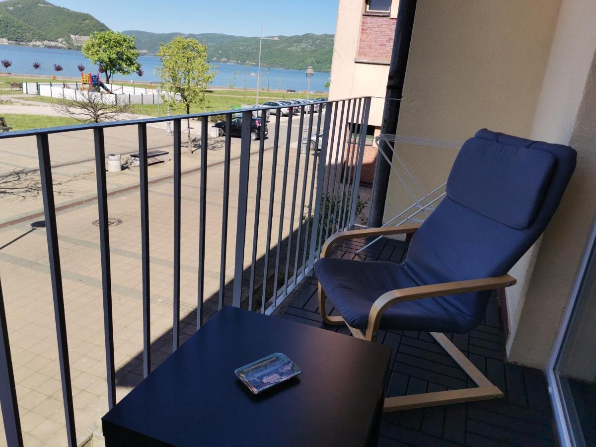 Apartman Terassa Donji Milanovac Exteriör bild
